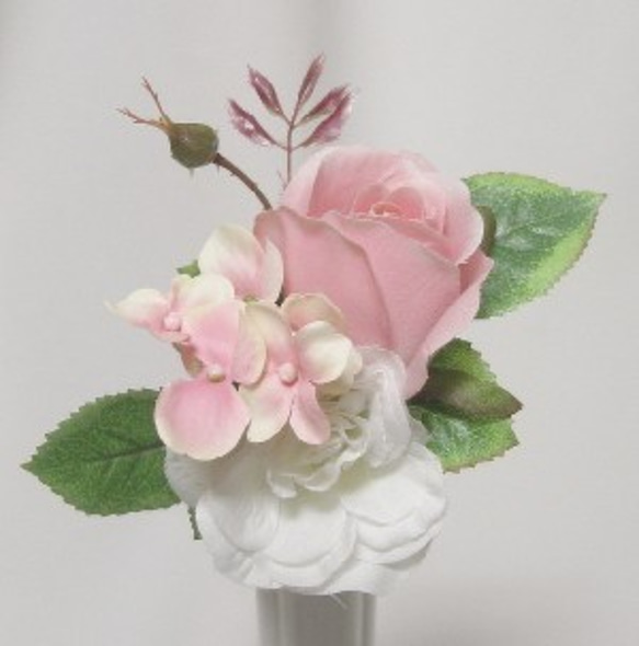 カラー、すずらん、バラのアームブーケ♪セール中♪ウェディングブーケ♪生花みたいに綺麗な造花です♪高品質なのに安い 10枚目の画像