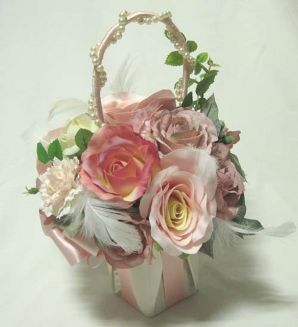 バッグブーケ,インテリアにも,ピンクのバラ♪セール中♪ウェディングブーケ♪生花みたいに綺麗な造花です♪高品質なのに安い 4枚目の画像