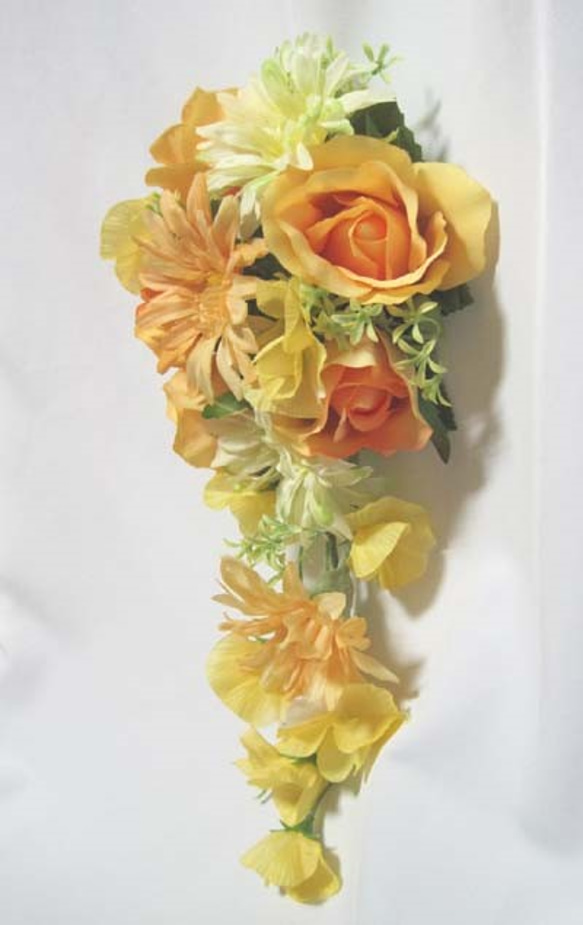 エレガントなドレスコサージュ♪ウェディングドレスに♪生花みたいに綺麗な造花です♪高品質なのに安い 9枚目の画像