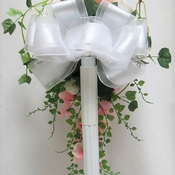 バラのキャスケードブーケ。高品質な造花使用。ウェディング♪ブートニア付き♪生花みたいに綺麗な造花です♪高品質なのに安い 5枚目の画像
