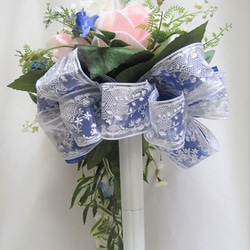 サムシングブルーのキャスケードブーケ。高品質な造花使用♪ブートニア付き♪生花みたいに綺麗な造花です♪高品質なのに安い 5枚目の画像