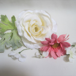 ガーベラのラウンドブーケ。高品質な造花使用♪ブートニア付き♪生花みたいに綺麗な造花です♪高品質なのに安い 10枚目の画像
