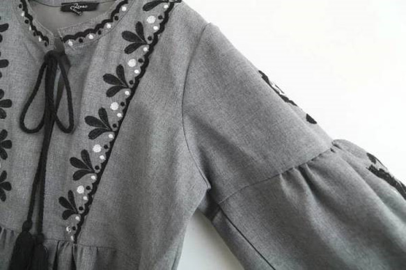 袖刺繍 ブラウスワンピース グレー M 3枚目の画像
