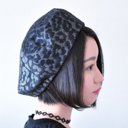 [秋冬素材] Leopard Bi-color Beret 1枚目の画像