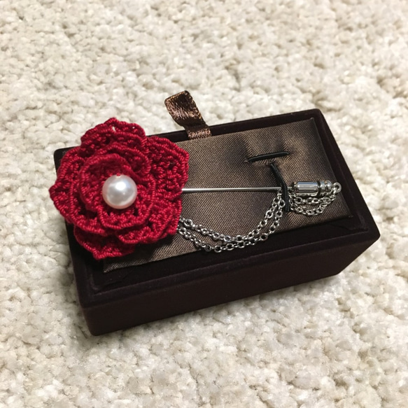 one color rose lapel-pin 1枚目の画像