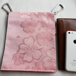 新品の帯地で作ったヒップハングバッグ「おともし帯（たい）」ピンクラメ桜　ポシェット☆サコッシュ☆御朱印帳入れにも 1枚目の画像