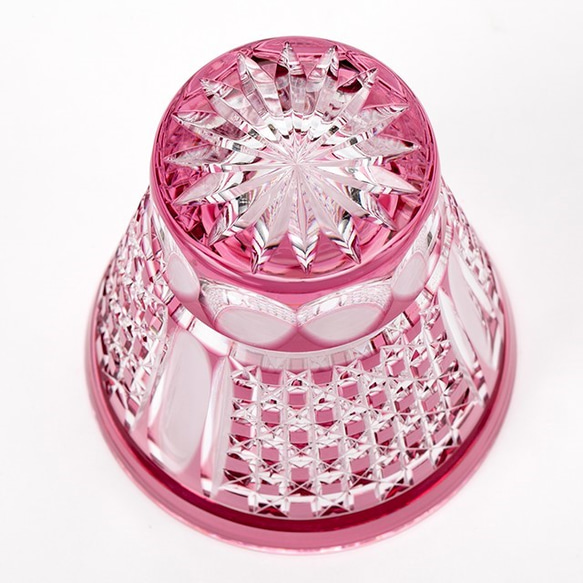 江戸切子の店　送料無料　無料包装　結婚祝　還暦祝　退職祝　誕生日　金赤（ピンク色）被せクリスタルガラスロックグラス 4枚目の画像