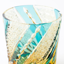 新作　江戸切子　琥珀色緑せクリスタルガラス　ロックグラス 3枚目の画像