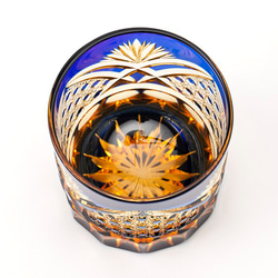 送料無料　無料包装　江戸切子の店　 結婚祝　記念品　海外土産　琥珀色瑠璃被せクリスタルロックグラス(籠目模様） 3枚目の画像