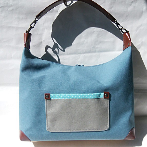 ペンギン大なわとび（水色） ワンショルダー大 ショルダーバッグ