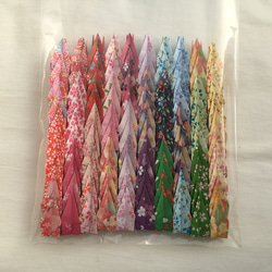 日本の春。さくらづくしの折り鶴シャワー 4枚目の画像