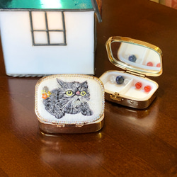 【No6】螺鈿細工仕様 猫さんピルケース 16種類から選べる】天然貝ピルケース（コンパクトサイズ）｜シェル