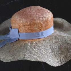 Le Crépuscule du Matin晨曦,使用進口苧麻製作的草帽 A hat made of ramie 第2張的照片