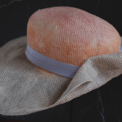 Le Crépuscule du Matin晨曦,使用進口苧麻製作的草帽 A hat made of ramie 第7張的照片