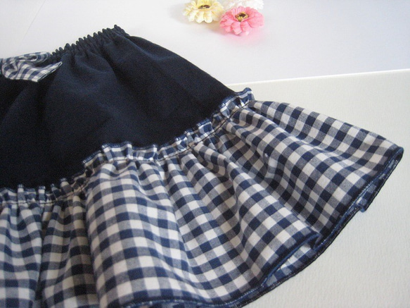 裾１段フリルのキッズスカート☆紺ギンガムﾁｪｯｸ☆サイズ110・120 2枚目の画像