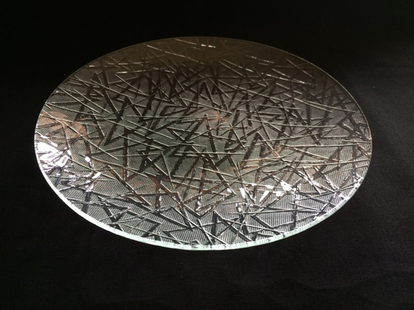 昭和型ガラス「まつば」円形皿　大（Φ180mm） 2枚目の画像