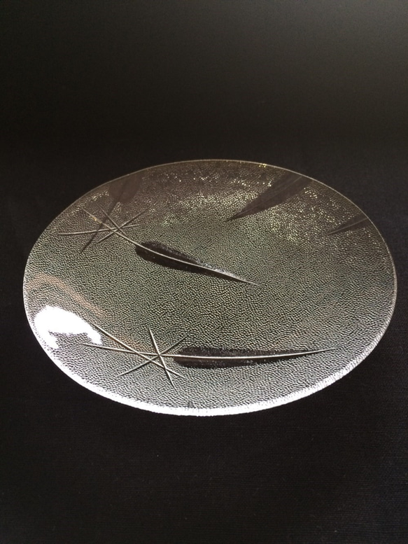 昭和型ガラス「ささ」円形皿　小（Φ120mm） 2枚目の画像