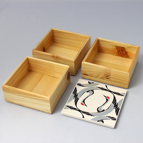 Njeco汎 鶴蒔絵ミニ三段重箱（オフホワイト） その他キッチン小物 島安