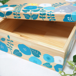 ヒノキのランチボックス【猫とお花（青）】 2枚目の画像