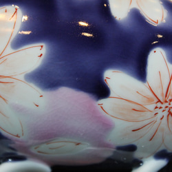 九谷焼マグカップ　花ロマン（紫紺） 5枚目の画像