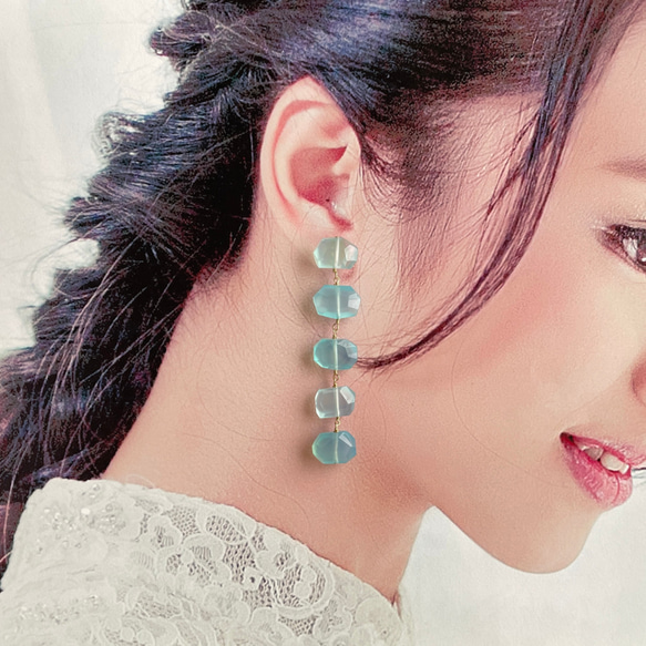 K14GF Sea Blue Chalcedony Ladder Earrings 第5張的照片