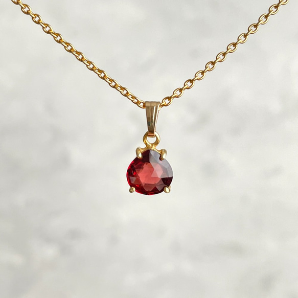 K14GF Garnet Necklace 第7張的照片