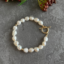 K14GF Baroque White Pearl Toggle bracelet 第1張的照片