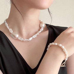 K14GF Baroque White Pearl Toggle bracelet 第3張的照片