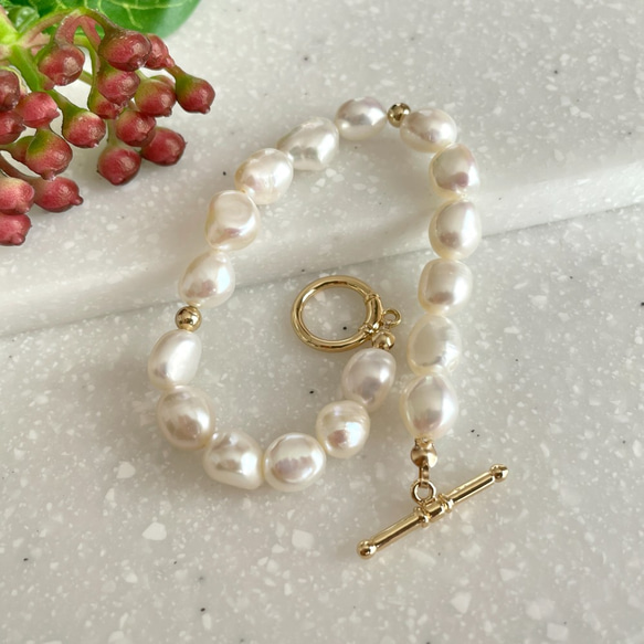 K14GF Baroque White Pearl Toggle bracelet 第6張的照片