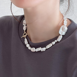 K14GF Baroque pearl toggle necklace 第1張的照片