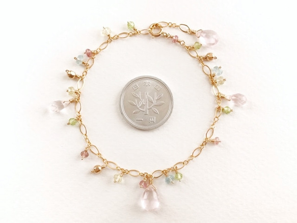 K14GF Spring-like bracelet of rose quartz 第4張的照片