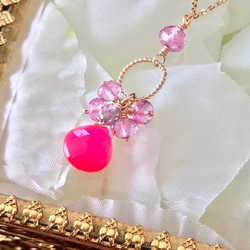 K14GF Fuchsia pink chalcedony and pink topaz necklace 第6張的照片