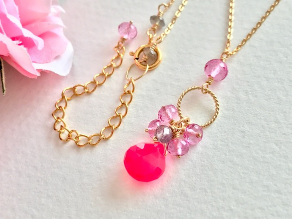 K14GF Fuchsia pink chalcedony and pink topaz necklace 第10張的照片