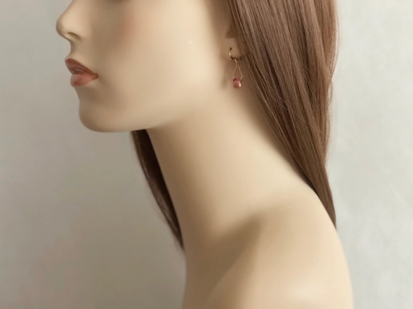 K14GF Pink Topaz Earrings 第5張的照片