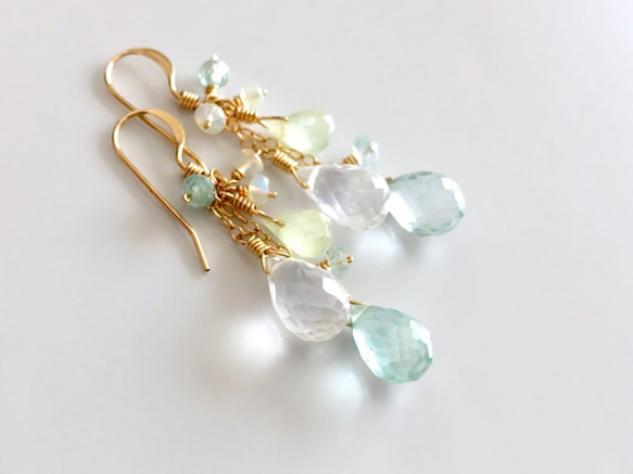 K14GF Silky Quartz and Prehnite Earrings 第1張的照片