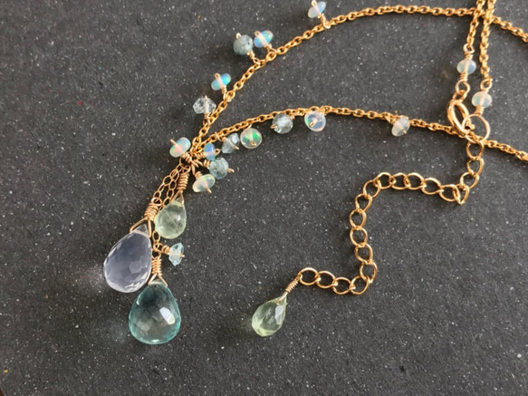 K14GF Silky Quartz and Prehnite Necklace 第2張的照片