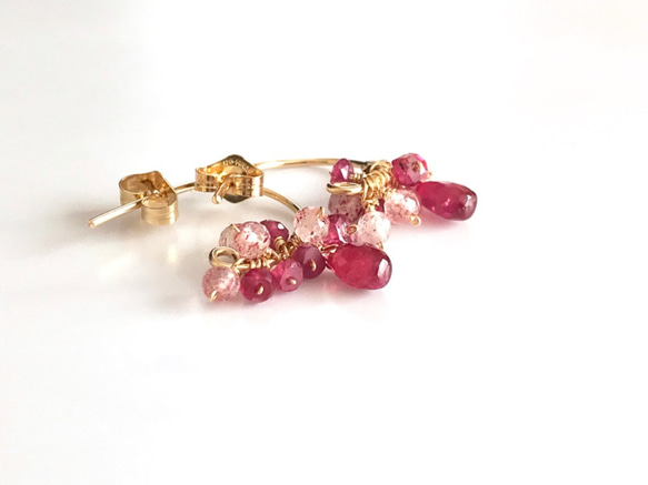 K14GF Extremely small Ruby gradation earrings 第3張的照片