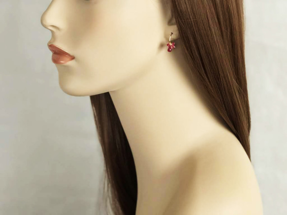 K14GF Extremely small Ruby gradation earrings 第5張的照片