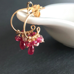 K14GF Extremely small Ruby gradation earrings 第9張的照片