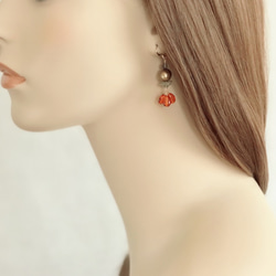 K14GF Brown pearl and amber earrings 第5張的照片