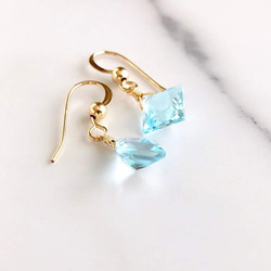 K14GF Sky Blue Topaz Earrings 第3張的照片