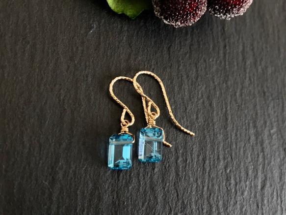 K14GF Swiss Blue Topaz Earrings 第2張的照片