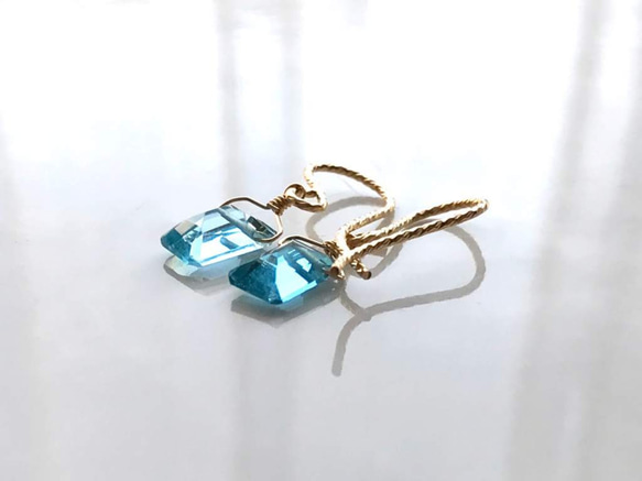 K14GF Swiss Blue Topaz Earrings 第9張的照片