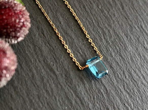 K14GF Swiss Blue Topaz Necklace 第3張的照片