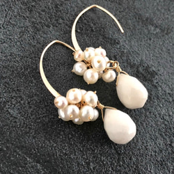 K14GF White Jade and Pearls Marquis Hook Earrings 第8張的照片
