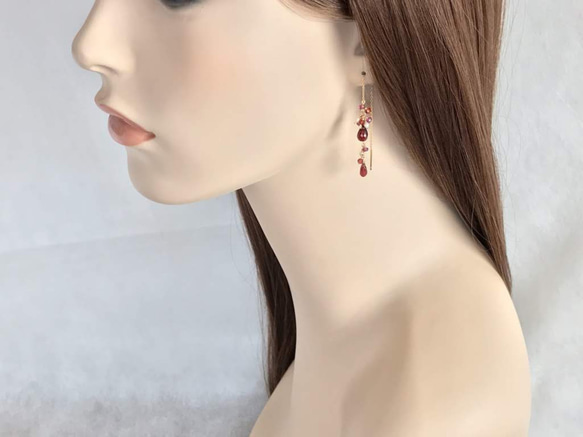 K14GF Garnet delicate American earrings 第5張的照片