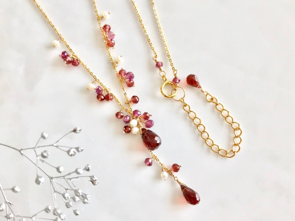 K14GF garnet delicate necklace 第6張的照片