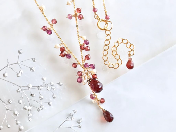 K14GF garnet delicate necklace 第9張的照片