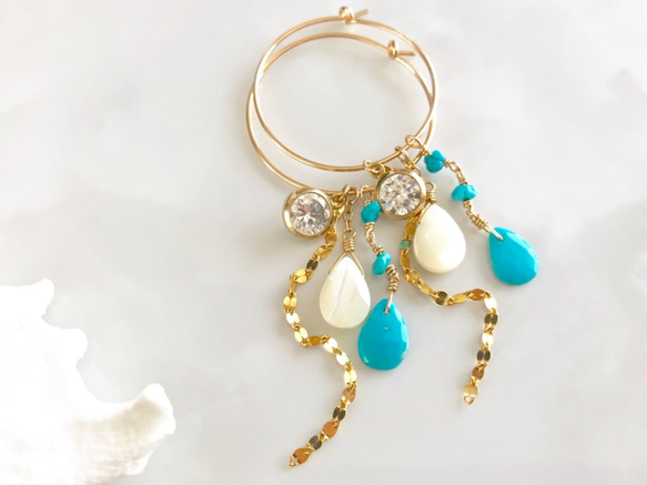 K14GF Sleeping Beauty Turquoise and MOP Hoop Earrings 第1張的照片