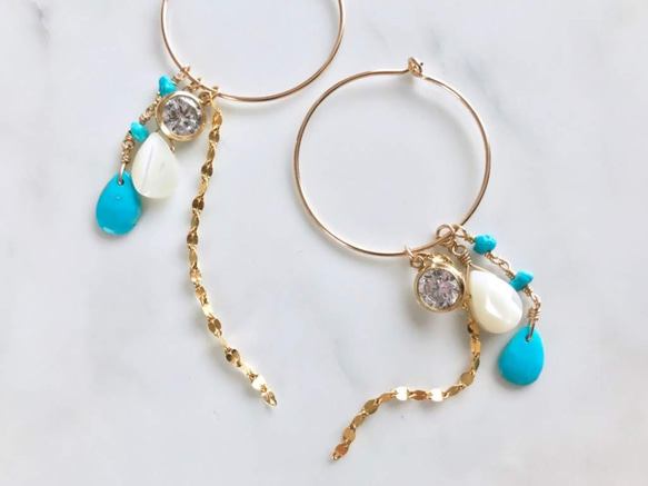 K14GF Sleeping Beauty Turquoise and MOP Hoop Earrings 第8張的照片